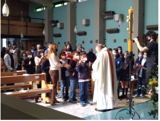 Estekommunion Thomas Morus Schule 7. Mai Padre Erich